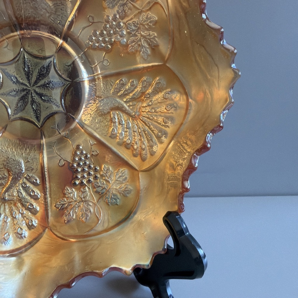 Antique Fenton Carnival Glass Bowl "Peacock and Grape" "Bearded Berry" Marigold - Picture 5 of 13
